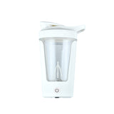 Fully automatic electric mixing cup charging 